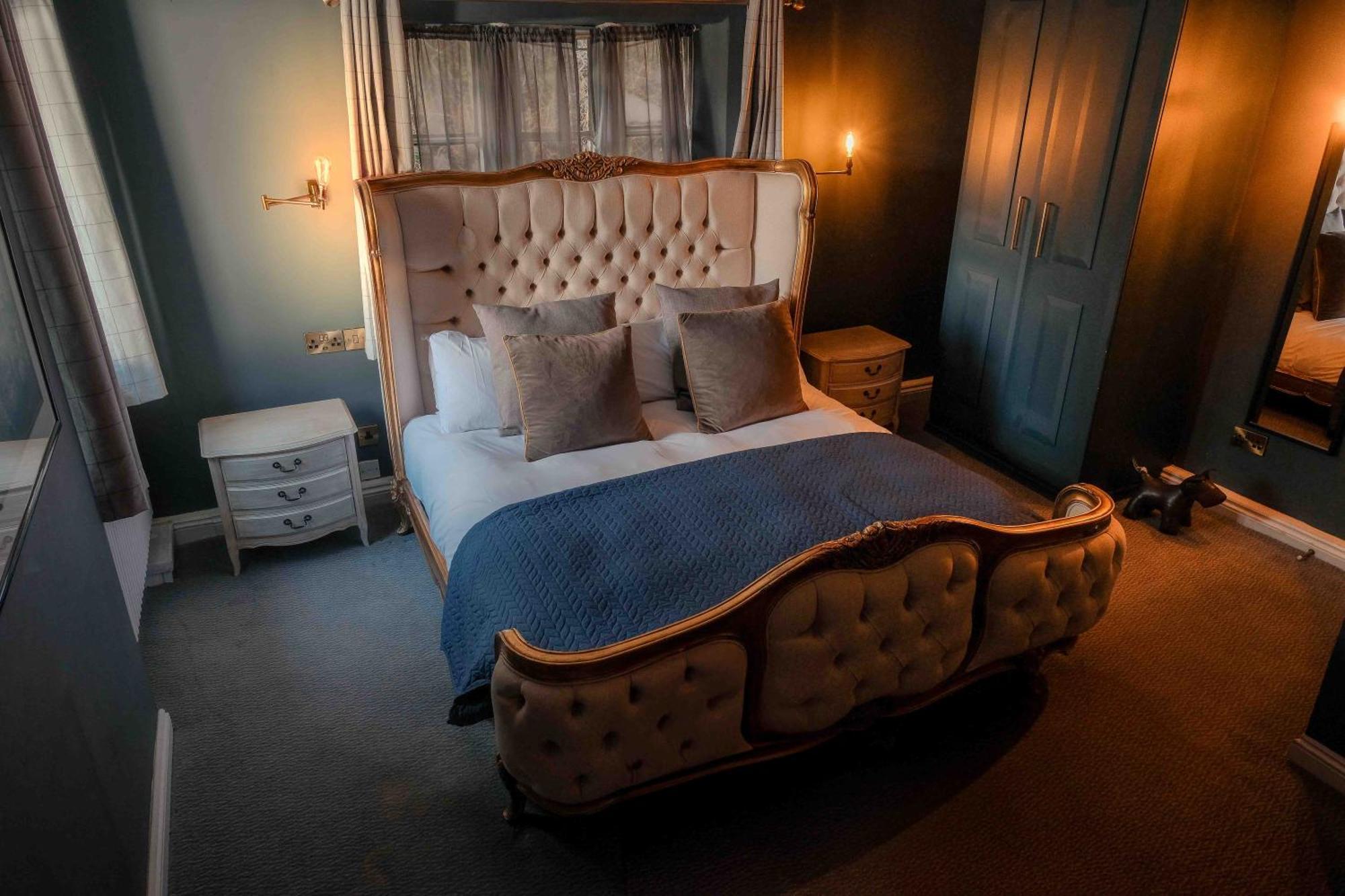 The Bridge Hotel แม็กเคิลสฟิลด์ ภายนอก รูปภาพ